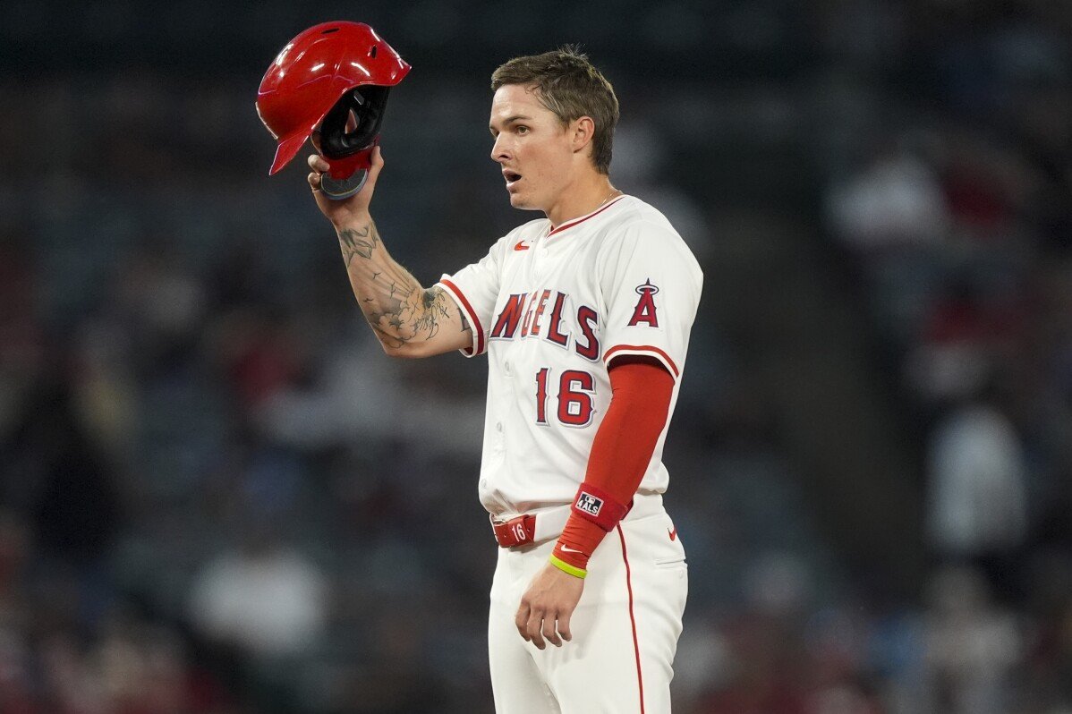 Grand Slam Pertama Mickey Moniak Mendorong Angels ke Kemenangan 7-5 Atas Athletics  