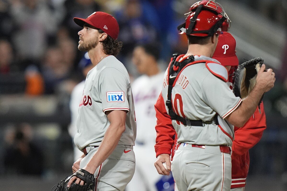 Phillies satu kekalahan dari eliminasi setelah kalah 2-7 dari Mets di Game 3 NLDS